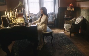 Faouzia - Porcelain(MKV-395M)