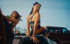 Kylie Cantrall - Denim(MKV-352M)