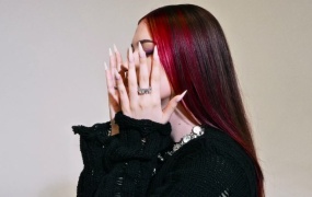 Olivka Majewska - patrz na mnie tak(MKV-276M)