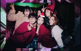 金请夏 Chung Ha - There Goes Santa Claus!(Bugs-1.7G)