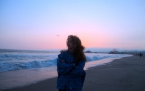 Robin Schulz, CLOVES - Old Friend(MKV-336M)