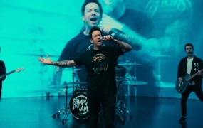 Simple Plan - Nothing Changes(MKV-410M)