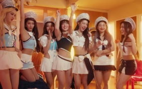 4EVE, GEE - กักกั๊ก (GUGGUG)(MKV-379M)