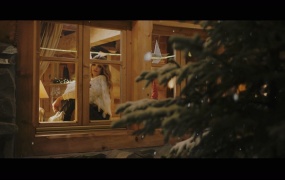 Clödie - Christmas Time In The City(MKV-322M)