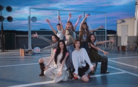 Hearts2Hearts - Pretty Please(MKV-324M)
