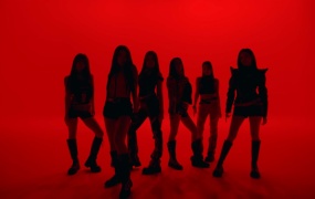 MOMOLAND - RODEO(MKV-318M)