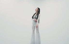 Roxen - Cenusa(MKV-176M)