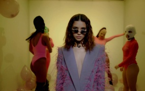 Roxen - I Don't Care(MKV-171M)