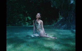 Ariana Grande - Pov (Master-ProRes-16G)