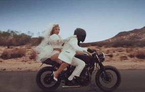 Doja Cat - Stranger(MKV-438M)