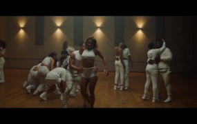 Rita Ora - How To Be Lonely (Master-ProRes-AAC-3.79G)