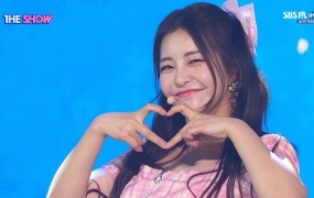 Brave Girls - Rollin @ 210410 The Show(TS-4K-900M)