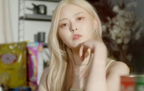 Kim Yui - Child (Bugs-1080p-319M)