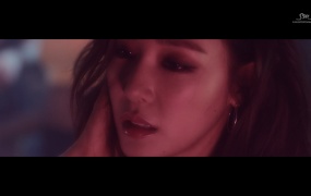 少女时代Tiffany - Heartbreak Hotel (Bugs-1080p-810M)