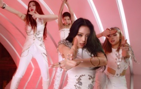 ITZY - Mafia In The Morning (Master-ProRes-2160p-8.67G)