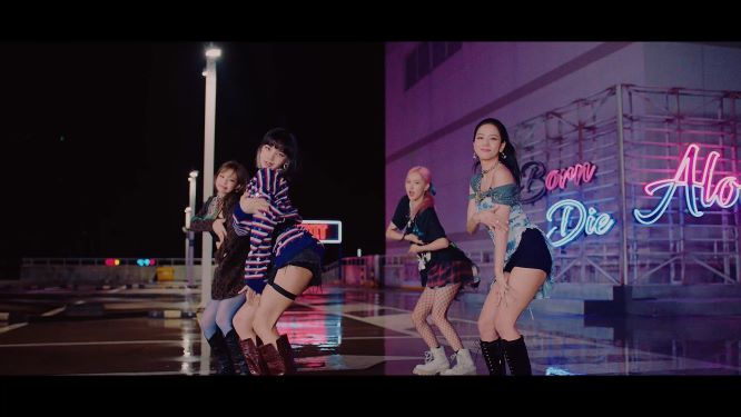 BLACKPINK - Lovesick Girls [Naver 4K UHD].mp4_